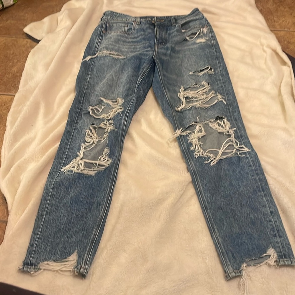 American eagle tomgirl jeans size 8